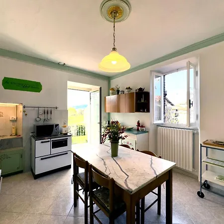 Semesterbostad Casa Vacanza Nonna Lida